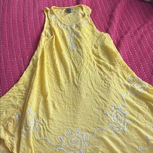 Uniti Casual Yellow Top with Pink Accents